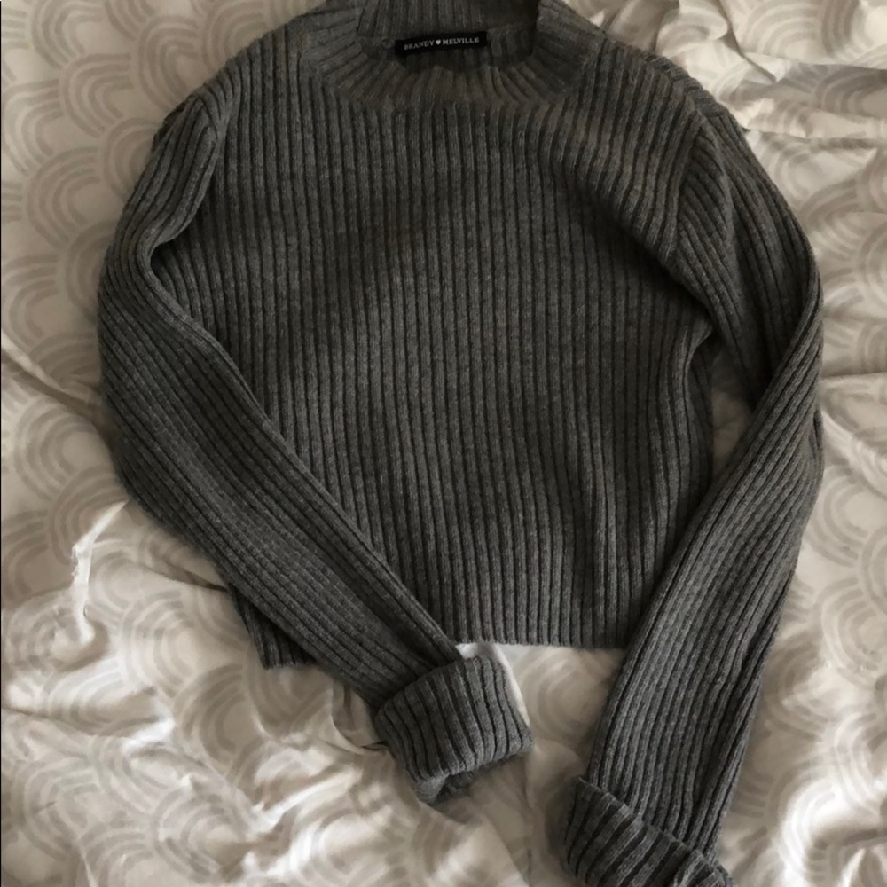 Brandy Melville grey knitted sweater